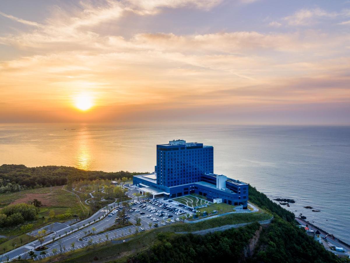 Hotel Tops 10 Gangneung Exterior foto